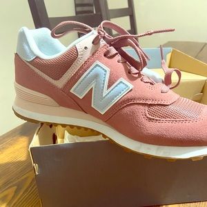Never worn new balance